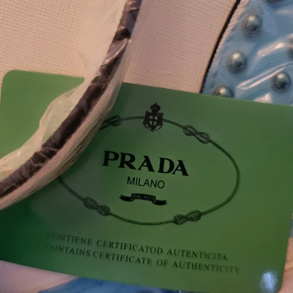 PRADA Purse - Picture 3 of 7